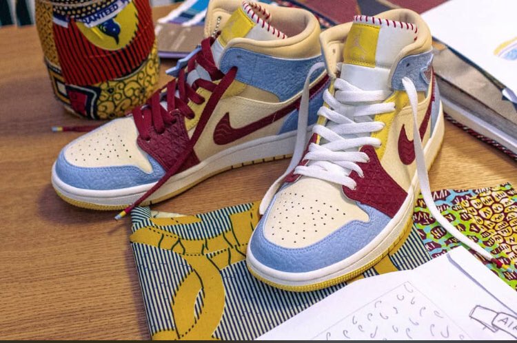 Feets70629027's tweet photo. La vie en Nike.😉 https://t.co/PVJLaScSPl