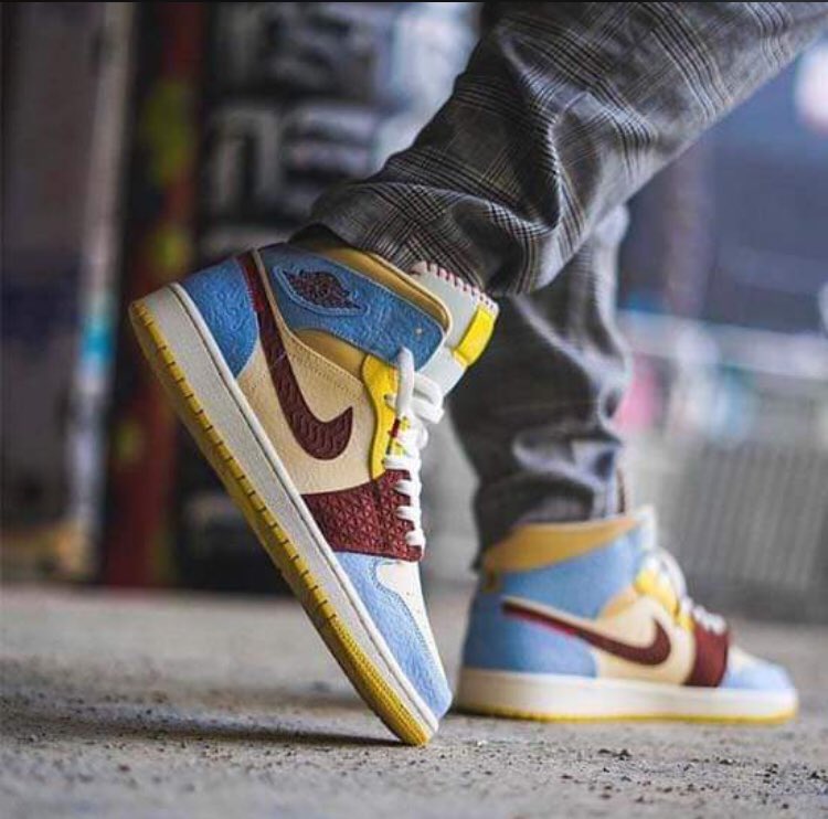 Feets70629027's tweet photo. La vie en Nike.😉 https://t.co/PVJLaScSPl