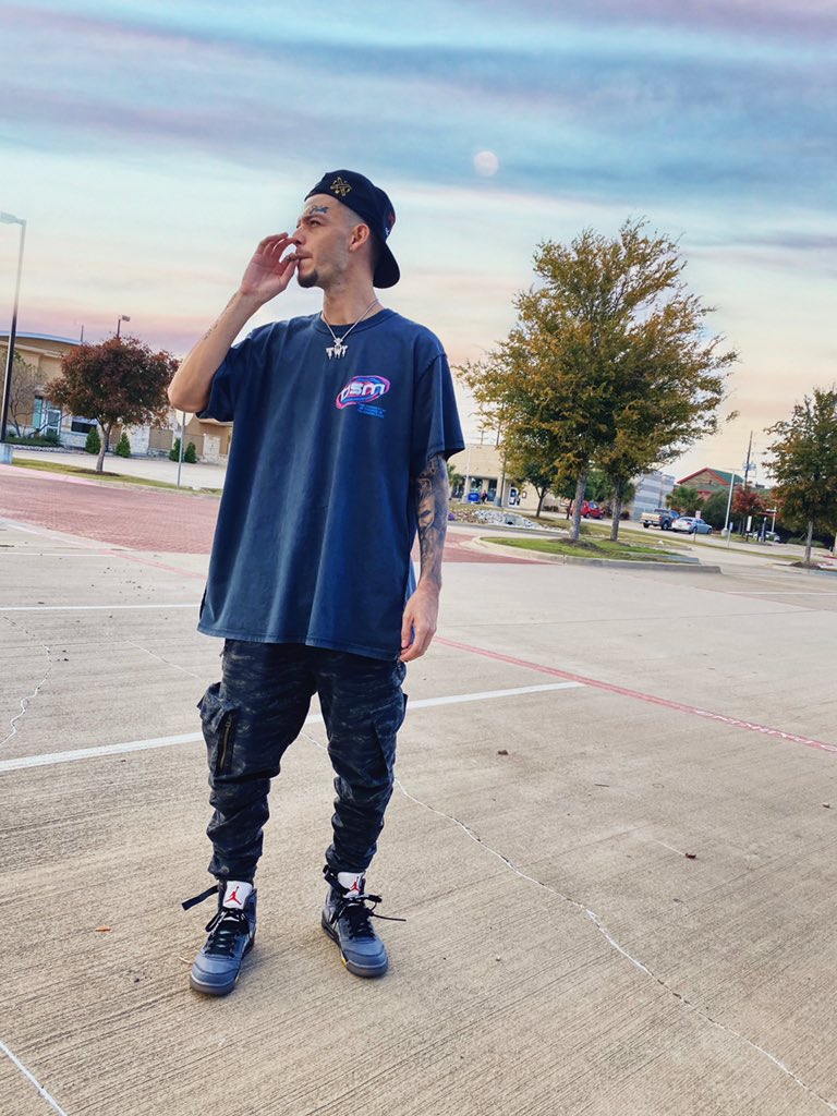 SkipOnDaBeat tweet media