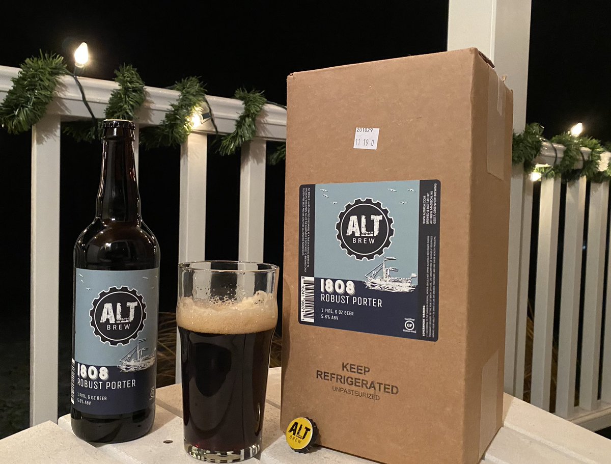 BeerHereWriter's tweet photo. A little holiday cheer with #Thanksgivingbeer on #WiBeerWednesday - @AltBrew and it’s #GABF 2020 Silver Medal winning 1808 porter #MSNBeer 🍻 https://t.co/ZQPypenGzK