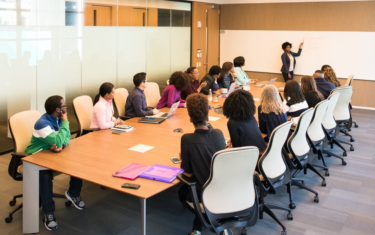 AllisonHorak's tweet photo. Check out my latest article: Women in Leadership: Powerful Communications and Presentations https://t.co/j0dnjvgOsd via @LinkedIn https://t.co/mU6XC7Yj4h
