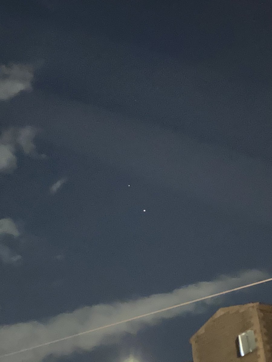 misaelpc's tweet photo. #Saturn #Jupiter #Mars #Moon #WeAreDust https://t.co/El4Pkj6XyX