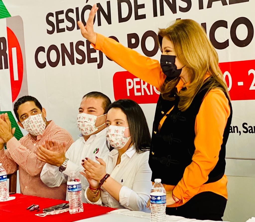 CNOP_SIN's tweet photo. La familia #CNOPSinaloa🇲🇽💚 le da la más afectuosa bienvenida a la Estructura Municipal de #CNOPSANIGNACIO quienes el día el hoy tomaron protesta formando parte de este gran equipo. Felicitaciones dirigente Ramon Ontivero por el gran trabajo.
¡Enhorabuena! ✨
#SOMOSCNOP https://t.co/CzWP4Loj5e