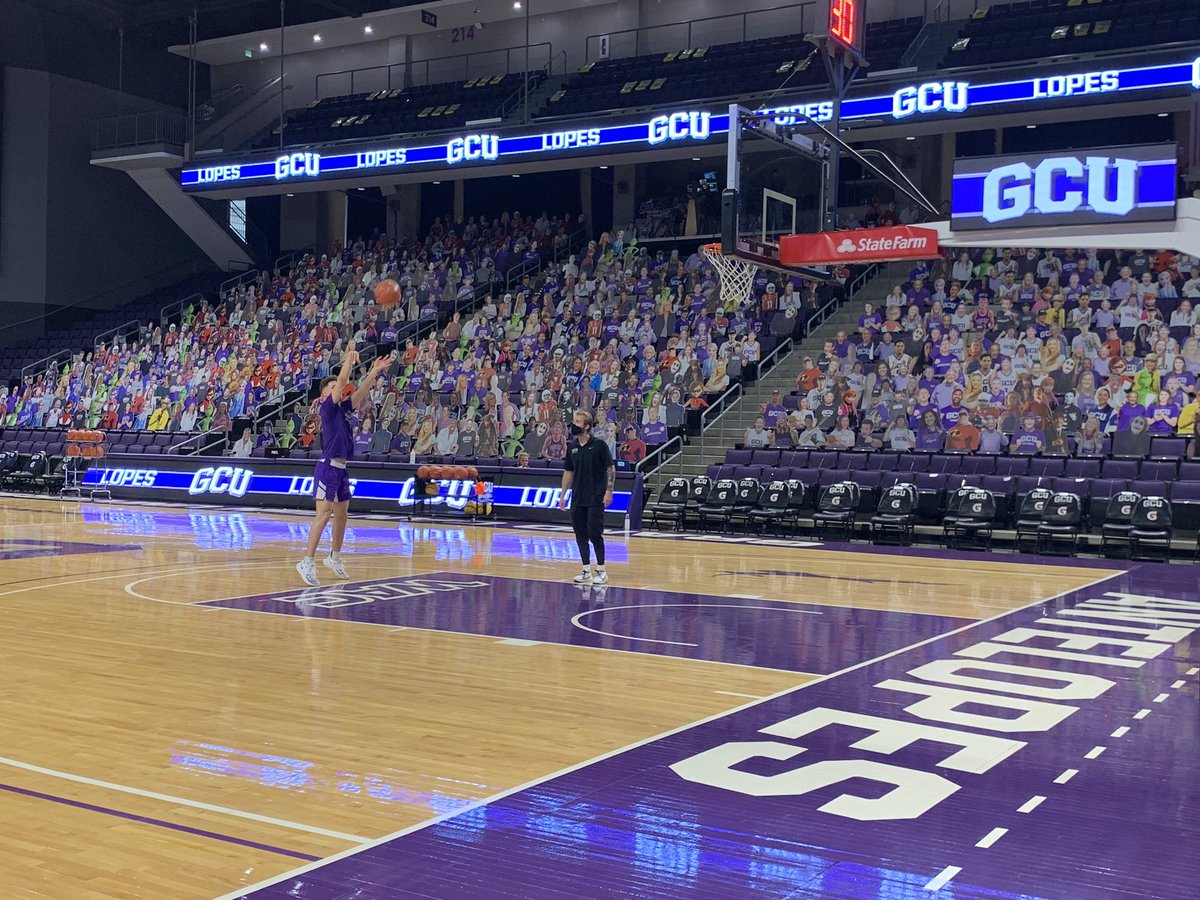 MarkyJFox10's tweet photo. Grand Canyon University getting ready for tonight’s game by putting up over 4000 cut outs of people and characters in the seats. #fox10phoenix https://t.co/ybjtqkGrTk