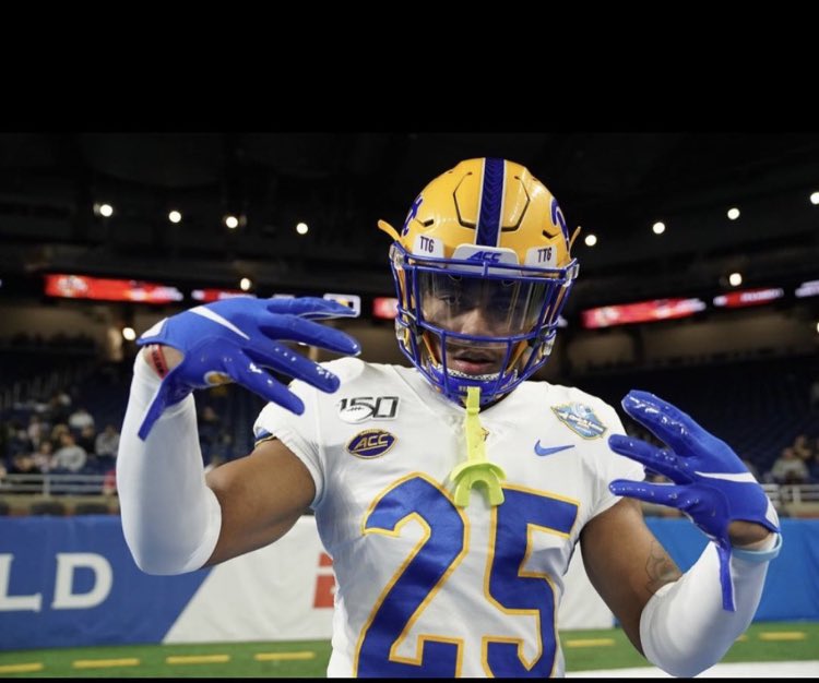 obridges_5's tweet photo. After a great conversation with @CoachAPowell I am blessed to receive an offer from The University of Pittsburgh !! #H2P #AGTG https://t.co/iEMT9dsYBA