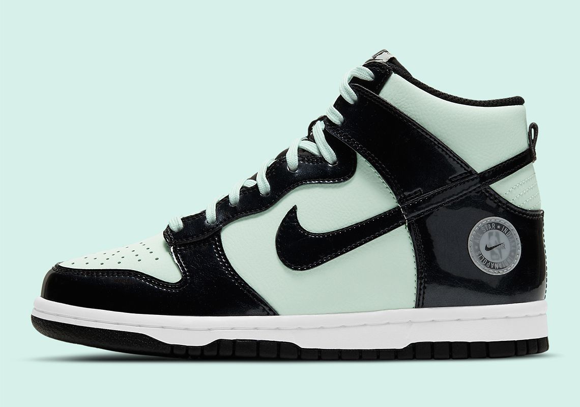 SneakerNews's tweet photo. The Nike Dunk High for @nba All-Star Weekend 2021 has been revealed:  https://t.co/FePUlksk7m https://t.co/J64IbXql1V