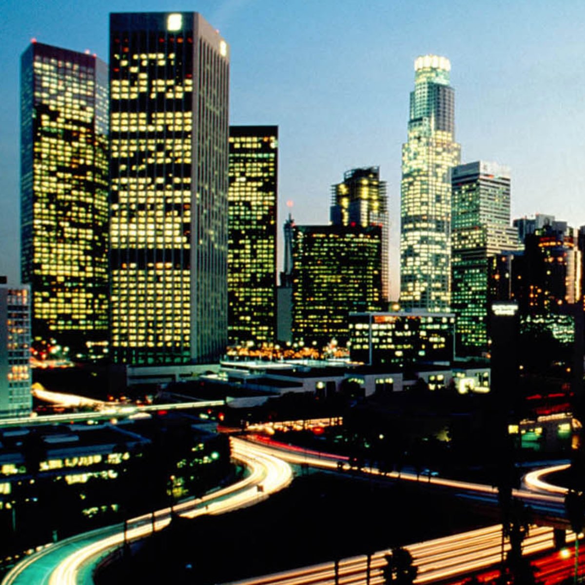 MateoIceCreamLA's tweet photo. We don't need a holiday to remind us how lucky we are to be part of such a wonderful community, but tomorrow we get to celebrate it! Happy Thanksgiving, Los Angeles. We're grateful for everything you do! https://t.co/irxV3YGaSV