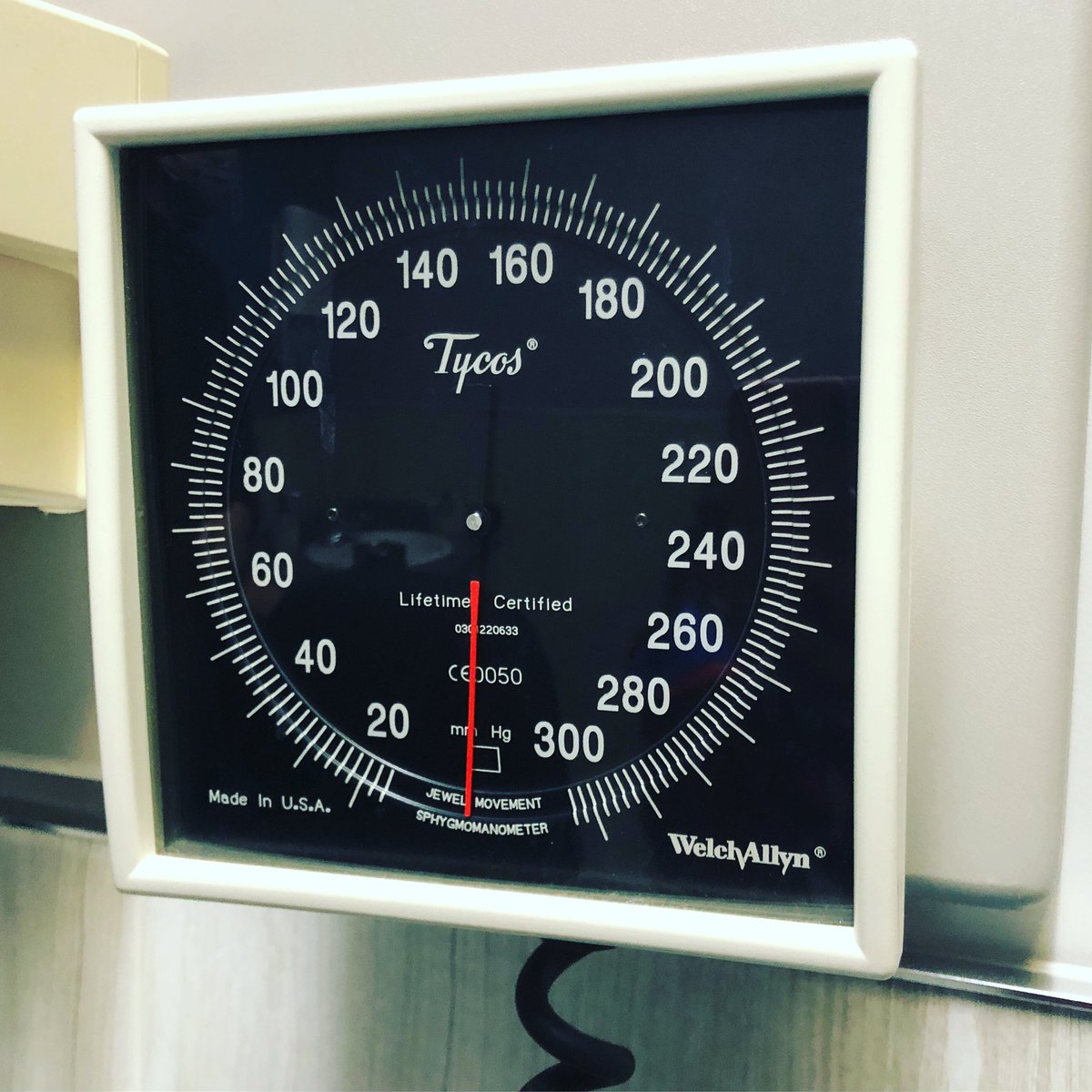 EveryoneCanMath's tweet image. Been to the doctor’s office lately? We found this cool device and talked about all the math we saw:

- skip counting
- scale
- clockwise and counterclockwise direction

What else do you notice?
#mathiseverywhere #everyonecanlearnmath