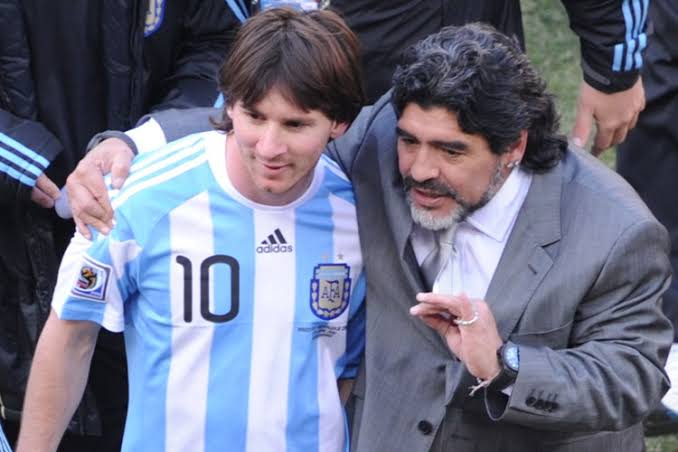 litoncox006's tweet photo. Goodbye #Legend 🇦🇷 @diegomaradona (1960--2020) ❤️ https://t.co/uqxSk5i0iG