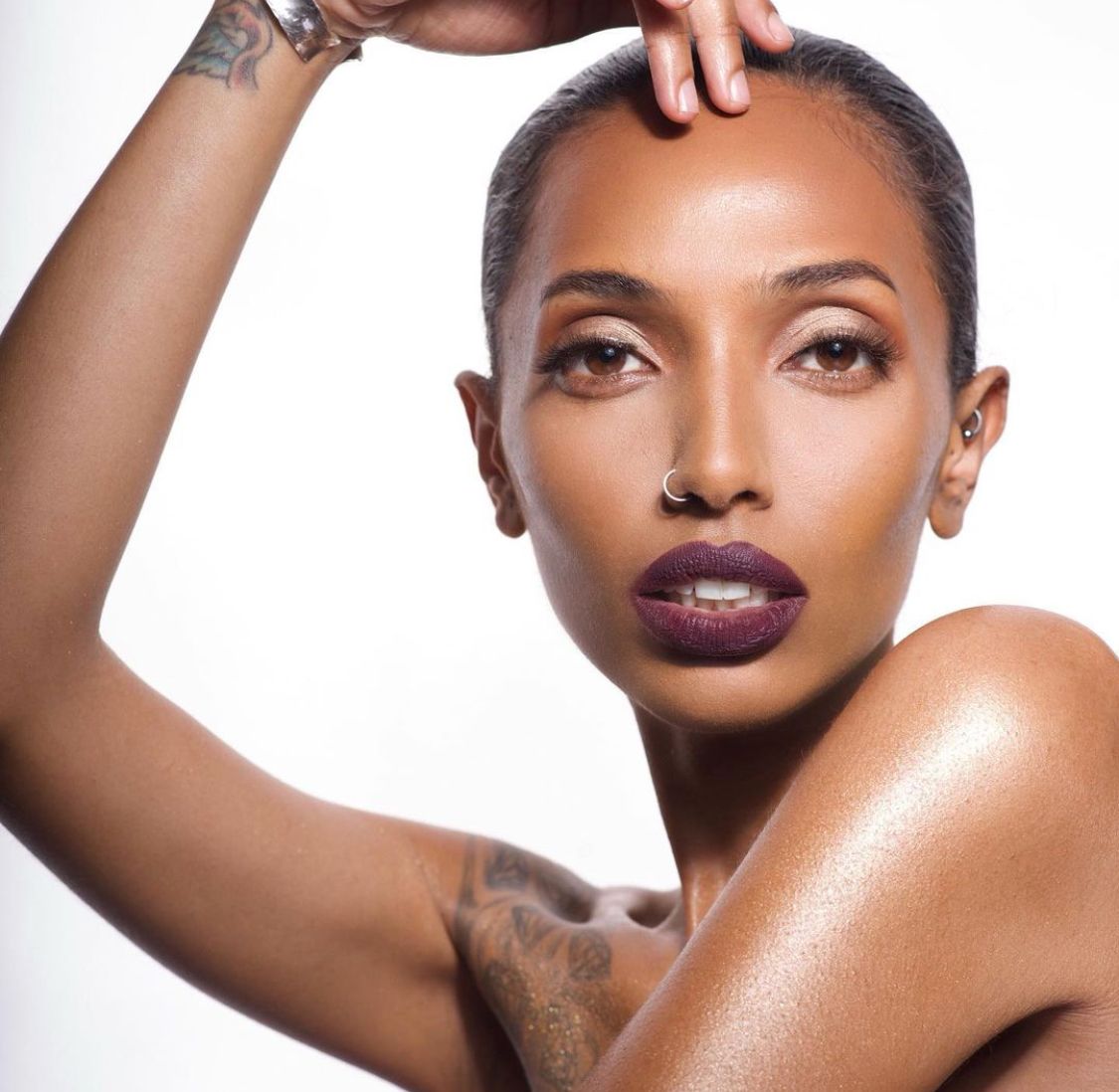 BlackOpalBeauty's tweet photo. This face was beat by @Vibehousebeauty with our Skin Perfecting #StickFoundation. Add our COLORSPLURGE Super Volumizing Mascara for a lil’ flair for the eyes 🖤✨
Model: @eden.girmatsion
Photography: @dtodd
#Beautyunder20dollars
#BLKOPL #BeautyisREAL
#BLKBeautyMovement https://t.co/IgzWDXUKt7