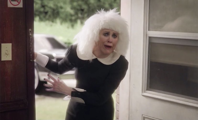 Capuchin monkeys and Moira Rose have the same aesthetic <a href="/SchittsCreek/">Schitt's Creek</a>