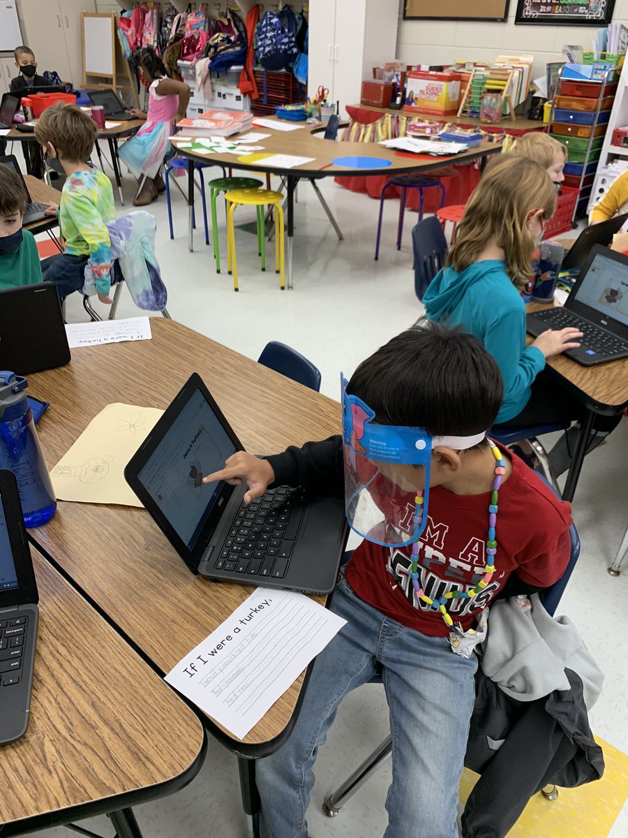 SusanFennell14's tweet photo. Thanks for a great technology/collaboration with Mrs. Dondi Mock #rhpsisthebest https://t.co/5MKh9LtS9j