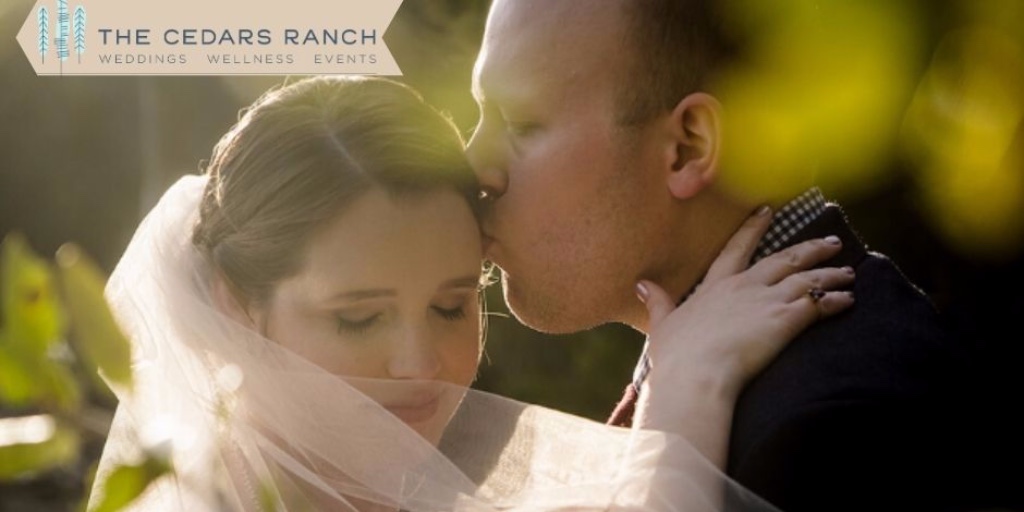 It's #weddingWednesday here at the ranch and what better way to celebrate than by throwing it back to one of our favorites 💍😍 
#TCR #fallweddings 
photo by: @adamkealingphotography