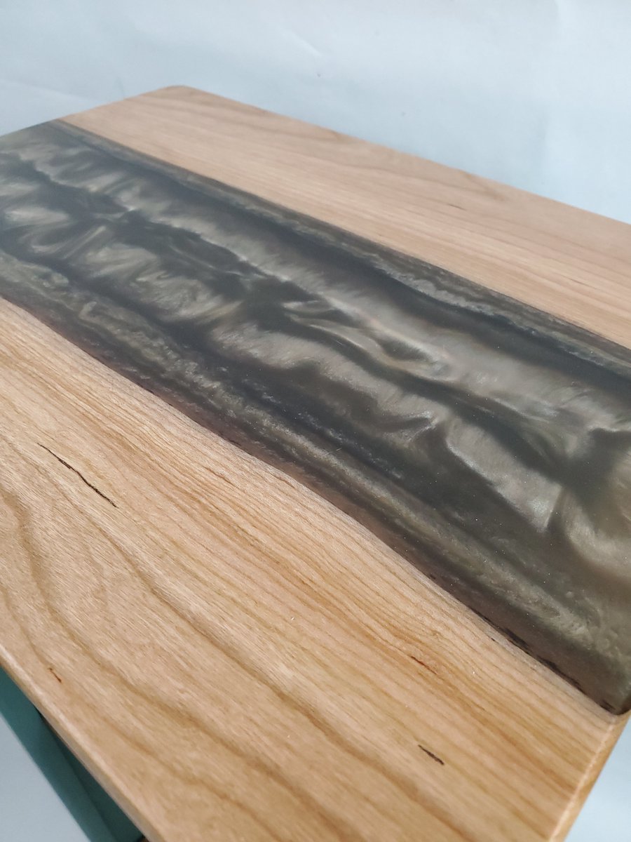 Oniixed's tweet image. Made a Tall river top table.
@defiantartsco 
@total_boat