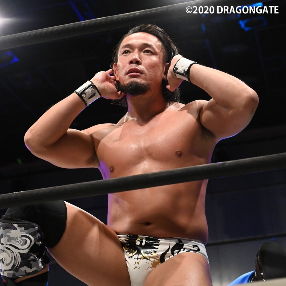 dragongate_pro's tweet photo. 【オフィシャルwebショップ 特別sale情報】
9月シリーズご来場感謝記念第5弾
#YAMATO 選手直筆サイン&amp;宛名入りプログラム9月号
本日23:59受付終了！
https://t.co/vBK9Yd6bCO
#DRAGONGATE #ProWrestling 
#DRAGONGATEBOOKS
#DRAGONGATEin沖縄2020
#StormGate2020
#DangerousGate2020 https://t.co/q3dvrd8MAy