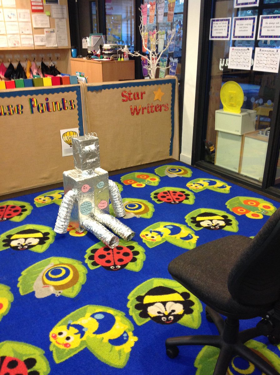 BranfilPrimary's tweet photo. The Branfil Anti-Bullybot can't wait to see all the Reception children and staff back today! We've missed you all a lot! #BranfilValues #BranfilValues #BVFriendship https://t.co/GUZ9KmHArw