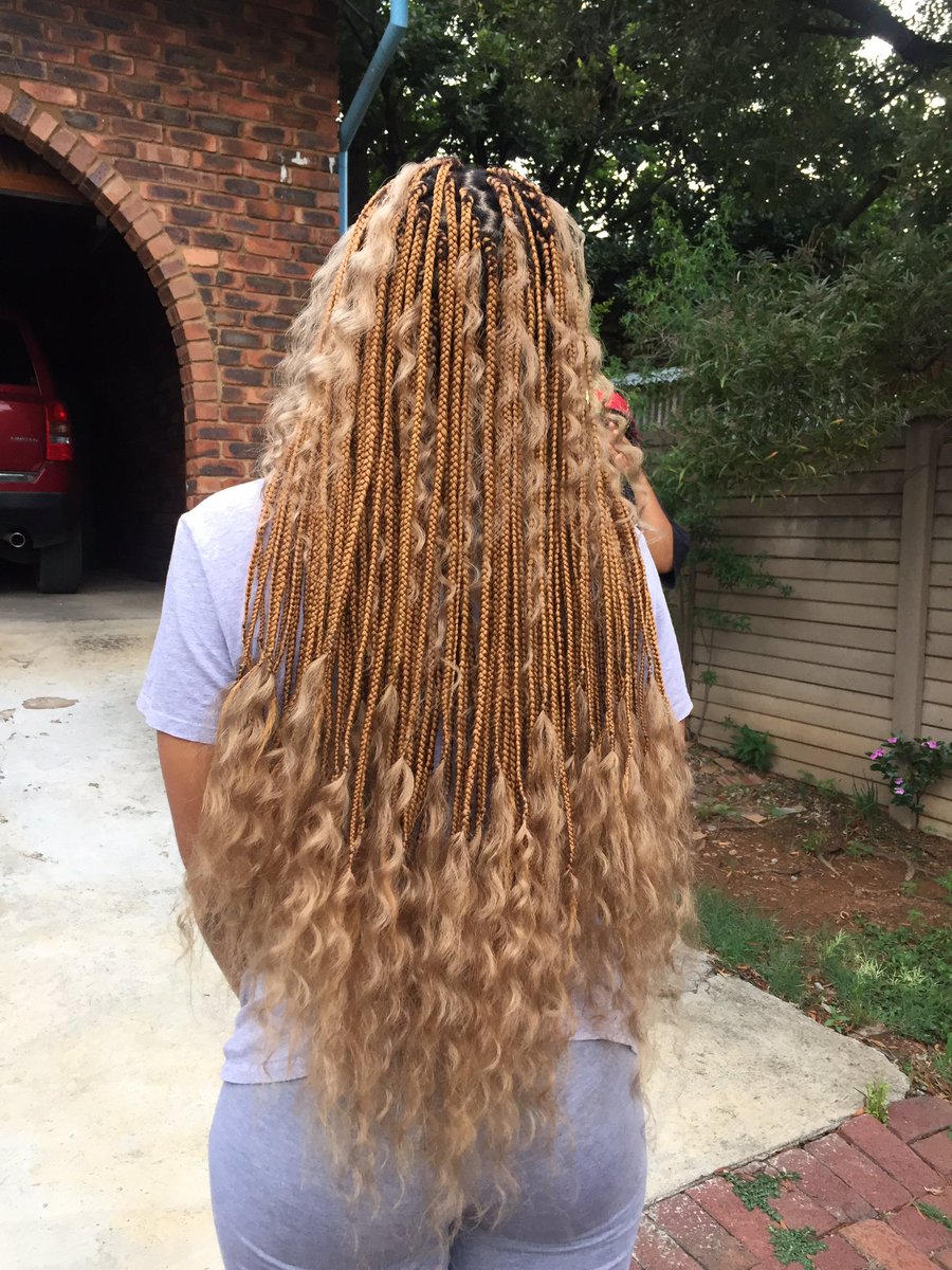 braidsbykarabo's tweet photo. Knotless Goddess braids💥💥

Based in centurion The Reeds
Please follow my page on Instagram @braidsbykarabo

#GirlzTalkZa #Entrepreneur #DJSBU 

0747489520 WhatsApp https://t.co/o1y30ySvxC