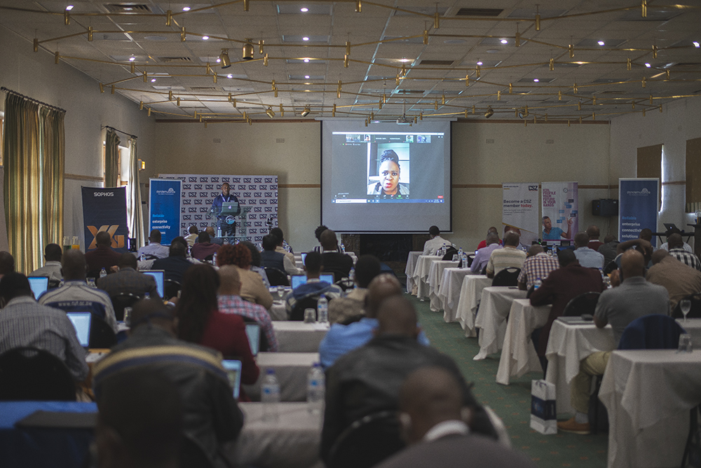 compsocietyzim's tweet photo. "One of the key recommendations from conversations around the enablers of positive #41R implementation is to invest more in human resources - as people power remains central to effective technology drives"
- @OnlyNomso #CSZSummit2020 https://t.co/o6Q3yn8AXr