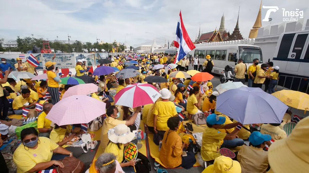 W222334271's tweet photo. ประชาชนคนไทยมีความรักและภาคภูมิใจในองค์พระมหากษัตริย์ จึงถวายความเคารพสักการะและ
จงรักภักดีต่อพระองค์ท่าน นอกจากนั้นบรรดาพระบรมวงศานุวงศ์หลายพระองค์ไดบำเพ็ญประโยชน์แก่ราษฎร #ภูมิใจที่ได้รับเสด็จ https://t.co/QQTaD605RS