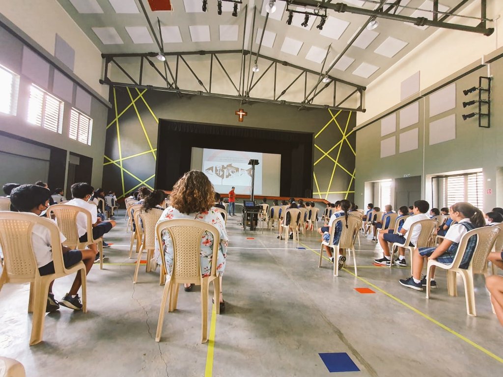 Vashist Seegobin (@vashistseegobin) on Twitter photo This moment when 95 students are listening you talking about the #ecological impact of #oil #spill
Thanks <a href="/AshmiBiologist/">Ashmi Bunsy</a> for the shot:)
#educationmatters This moment when 95 students are listening you talking about the #ecological impact of #oil #spill
Thanks <a href="/AshmiBiologist/">Ashmi Bunsy</a> for the shot:)
#educationmatters