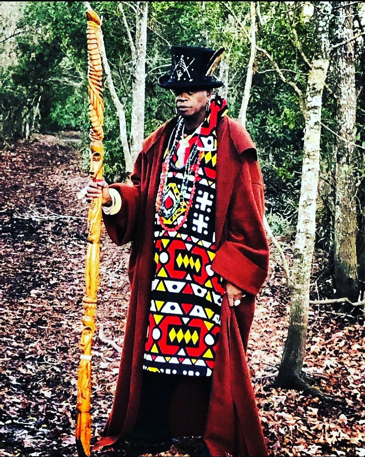TheDivinePrince's tweet photo. What happens when ancient curses meet modern science? #AtlasofCursedPlaces premieres Tuesday Dec 1 at 9/8c #NatGeoChannel
hosted by @fightersmind
#TheAtlasOfCURSEDPlaces
#TeamBlackHawkVoodoo #RespectTheVoodoo #HoodooCentral #JuliaBrown #TheConjureMan #AuntJulieBrown #Conjure https://t.co/5C6vDoO8Mi