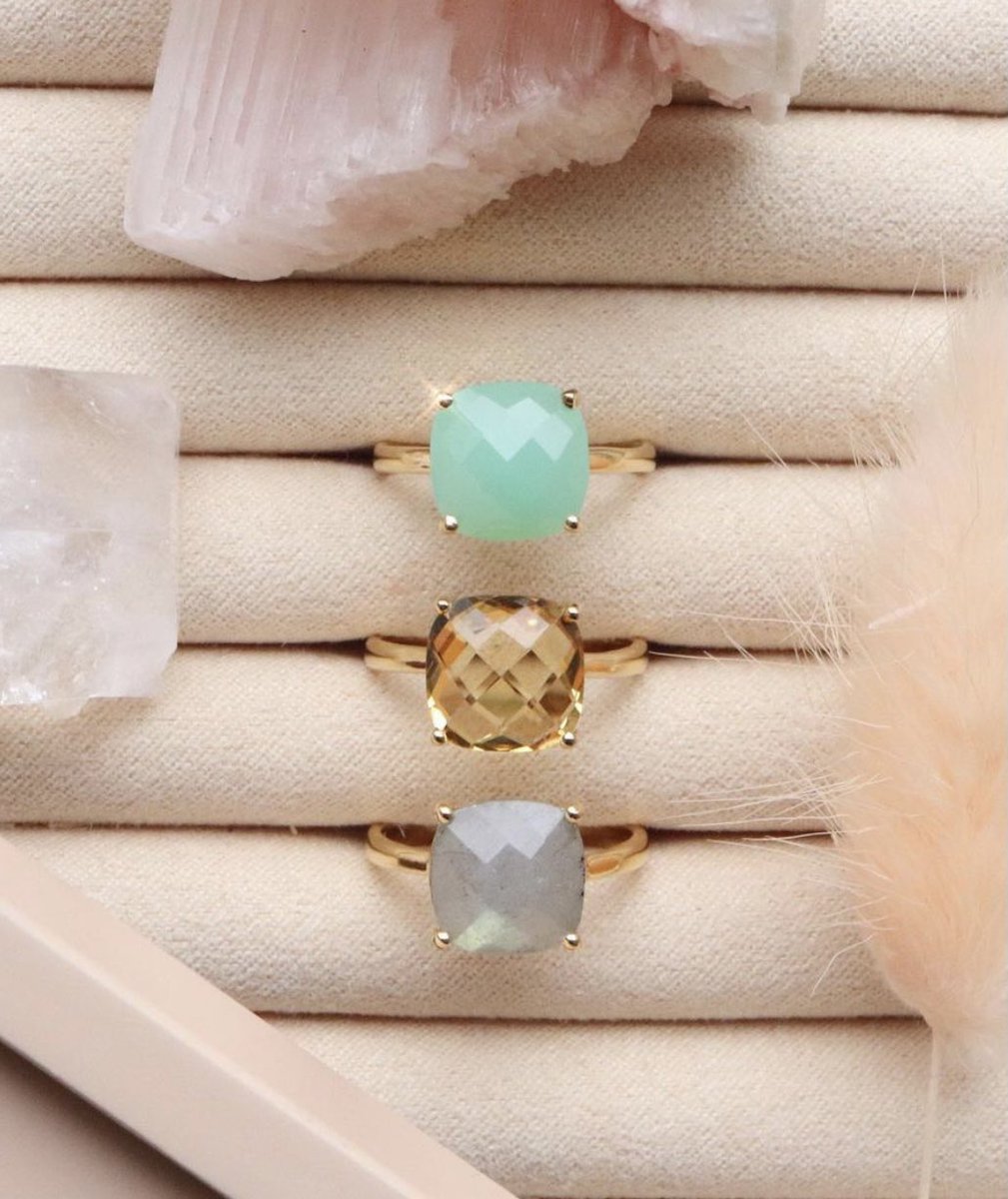 Shop Local Labels tweet media