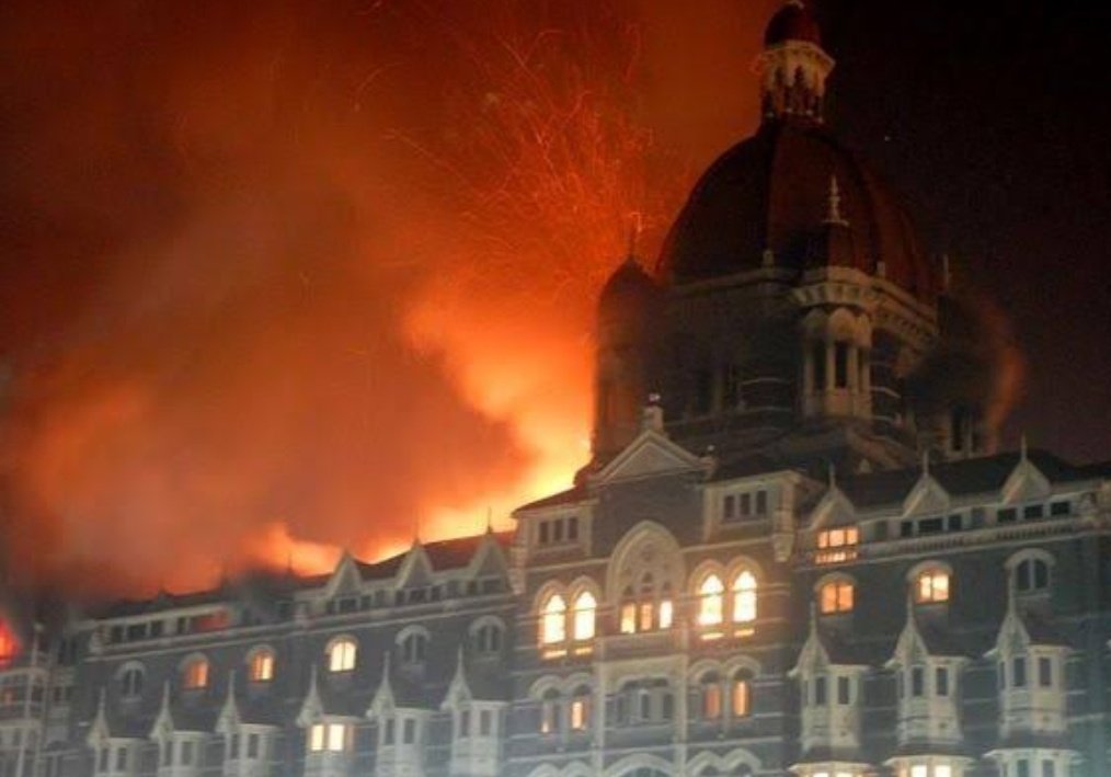 When  #Pakistan State Terror hit India in Mumbai. 26/11 2008. Ajmal Kasab Pak terrorist caught alive. Brave ASI Tukaram Ombale made the supreme sacrifice of his life. Pak terrorists set iconic Taj hotel on fire. Brave Maj Sandeep Unnikrishnan KIA neutralising Pak terrorists at Taj