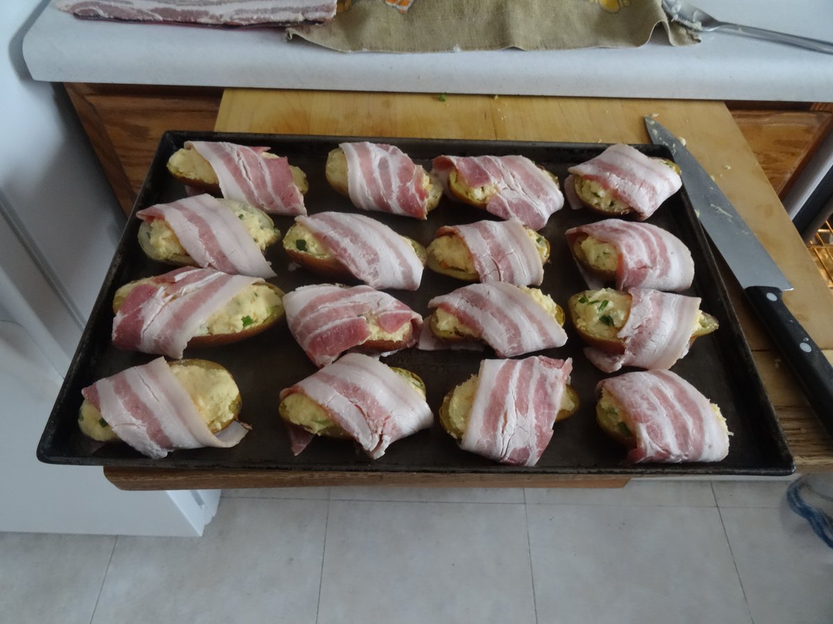 DiscoDavid9's tweet photo. I made some more Bacon Wrapped Stuffed Potatoes for the freezer. See how I make them at https://t.co/3nNJjYhAaE #potatoes #potato #stuffedpotato #freezingpotatoes https://t.co/VoYppIdQj3