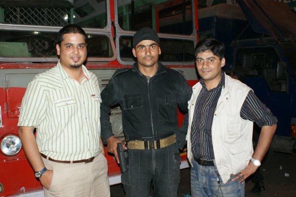  #Pakistan State Sponsored Terror Attack 26/11:  #neverforgetneverforgive  @ShivAroor & I with a NSG commando in Mumbai after successful operations in which 9 Pakistani terrorists were killed. From statements of Kasab, David Headley & Abu Jundal to tech evidence: Pak terror nailed.