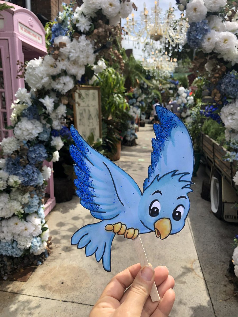 We ventured to The Grounds of Alexandria and met our design idol - <a href="/Theresemoussa_/">Therese Moussa</a>, the creative stylist for the Grounds. Our students are working creatively to design their own installations based on her inspirational designs.