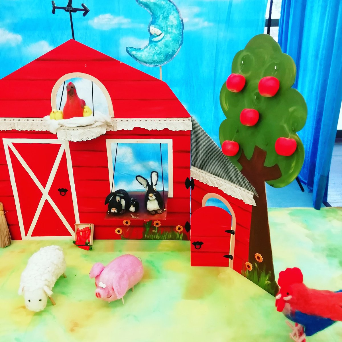 Seguim amb #campanyaescolar #teatredeprop #escolessegures #granja #culturasegura #música #campanyaescolar #ciapatawa