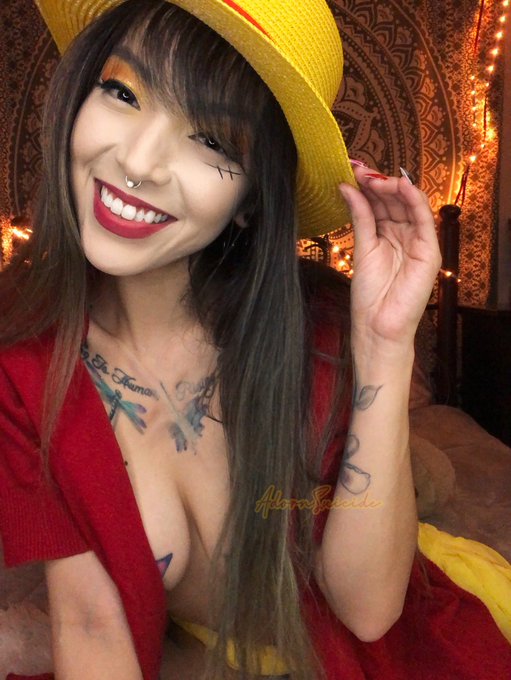 Catch my entire #Luffy #cosplay photoset &amp; video on https://t.co/6P6ZT6Q8Jh  who else loves #OnePiece🏴&zwj;☠️🍖💛❤️<a href="/tag/luffy"class="tags">#Luffy</a><a href="/tag/cosplay"class="tags">#cosplay</a><a href="/tag/onepiece"class="tags"><span>#onepiece</span></a><a href="/tag/blackfriday"class="tags"><span>#blackfriday</span></a>