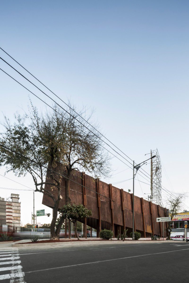 Con la maravillosa noticia de que recibimos Mención Honorífica en los Loop Design Award 2020, en Estados Unidos; con el proyecto <a href="/Viaducto_Piedad/">Viaducto Piedad</a> + Pabellón del Agua, CDMX. 
<a href="/apaloosaarq/">Apaloosa Arquitectos</a>
Gracias <a href="/cuatroalcubo/">cuatro al cubo</a> y <a href="/Arquine/">Arquine</a> por confiar en nosotros.