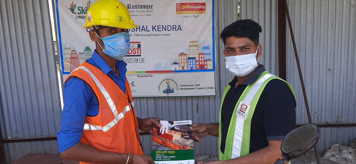 ragcmumbai's tweet photo. #BookDistribution to construction workers of Assistant Shuttering Carpenter batch at Dosti Planet North, Thane

#RAGC #SkillCluster #CREDAI #CREDAISkills #DOSTIRealty #DOSTIPlanetNorth #PMKVY #SkillIndia #PNBHousing https://t.co/EwGAC4YBX1