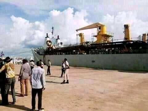 Gkabo_cellcom's tweet photo. #URCO AU NOM DE TOUTE LA NATION NOUS DISONS MERCI A S.E. @fatshi13 POUR CETTE ŒUVRE QUI SERA AU PROFIT DU PEUPLE. @DeniseNyakeru @FatshiNews @actualitecd @_AfricanUnion @pdsimonikamba @Presidence_RDC @honoremvula21 @urcordc @PrimatureRDC @fatshi12 @infosudps @DidierBudimbu https://t.co/GF7kFHiOeO