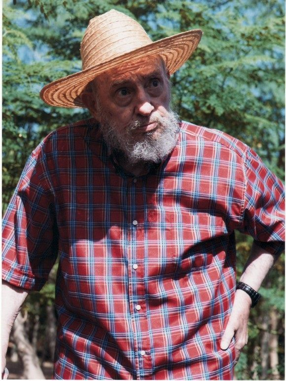 CAvilaRadio10's tweet photo. #FidelPorSiempre Fidel desde el lente: “Captar la esencia de su personalidad” https://t.co/D8JKhfBg9K @OdaniaGH @Gg_2014Sandra @nijutohe @CutinoMiladys @SiempreYunior @MaiteVegaP @companioni74 @CarlosGP0720 @TomsAlexisMart1 @lidiav67 @DelgadoFelipe3 @chamberohoy  @FctGallardo https://t.co/nJh8pOSRCN