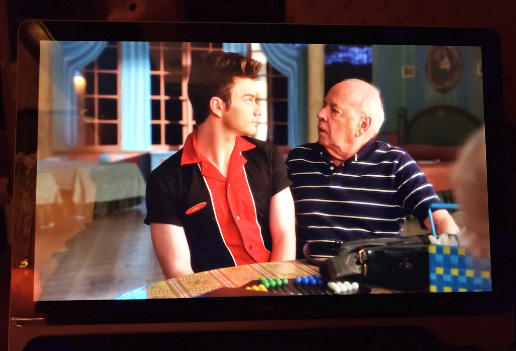 Lightningboy97's tweet photo. A little night before Thanksgiving Glee fun with @chriscolfer 💖📚
#ODNT #pillsbury https://t.co/I0wLR5KzQM