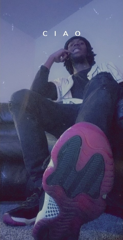 O_oLookingAss's tweet photo. I'm my only friend 🥳🤟🏽 https://t.co/SFfUkPZ5wF