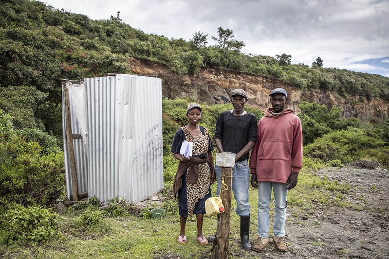 Almost 10% of the world’s population still practices open defecation, and Nigeria is at the top of that list. This impacts our health, our children’s education, and our economic future.

We need a solution to the global #sanitation and #hygiene crisis. #WorldToiletDay #SHFLaunch