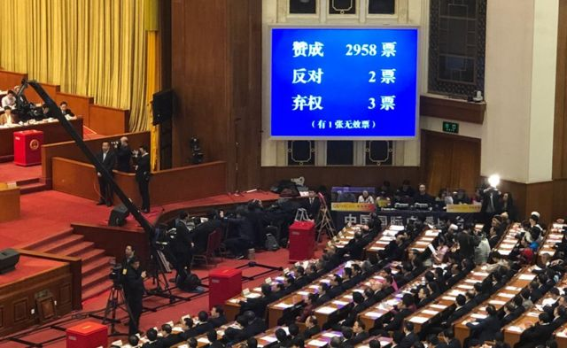 HkgersM's tweet photo. @nikki_miumiu @StandNewsHK This moment was came
#StandWithHongKong #CCPChina #NationalSecurityLaw #1Country2System https://t.co/mBhBqLR8Ez