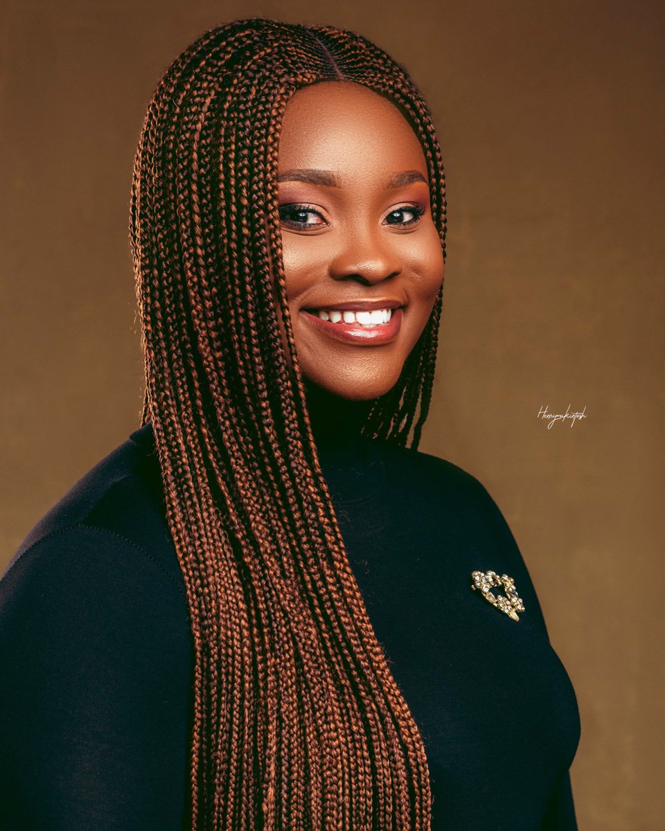 Henryraph3's tweet image. Help me reach my next client. Just RT and like this tweet. That’s all...See fine girls nah