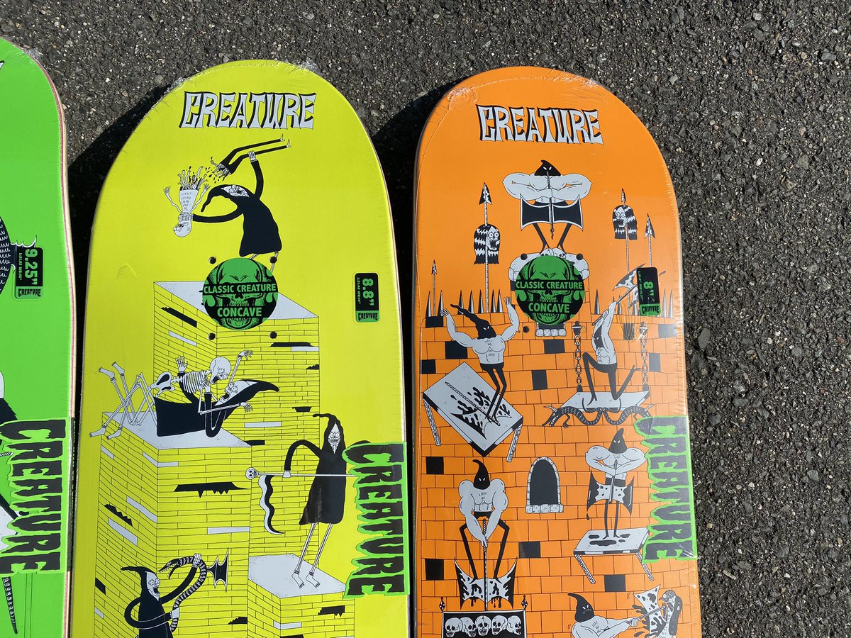 HascoSk8's tweet photo. creatureのnewモデルめっちゃ良いですよ！特にJay Howellがデザインしたデッキ🔥さぁどれをGETしようかな💪@HascoSk8 #creaturefiends #jayhowell #skateboard #HascoSk8 https://t.co/cSMIxCezWc