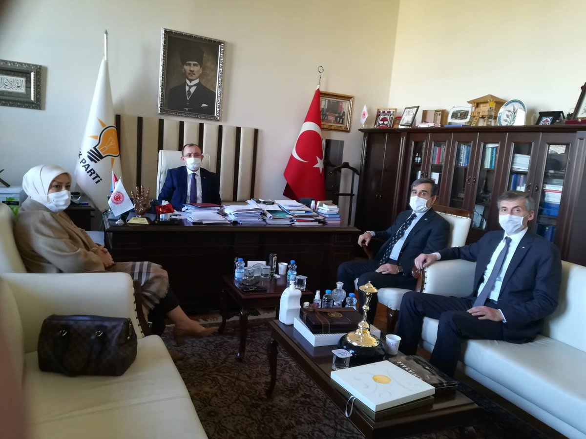 OnderKahveci's tweet photo. AK Parti Grup Başkanvekili Sn. Mehmet Muş'u ziyaret ederek Sözleşmelilere KADRO talebimizi bir kez daha dile getirdik ve kadrolu istihdamın asıl olarak kabul edilmesi yönünde görüşlerimizi tekrar ifade ettik.  @mehmedmus @nuri_nuriunal https://t.co/DQjvqAvokY