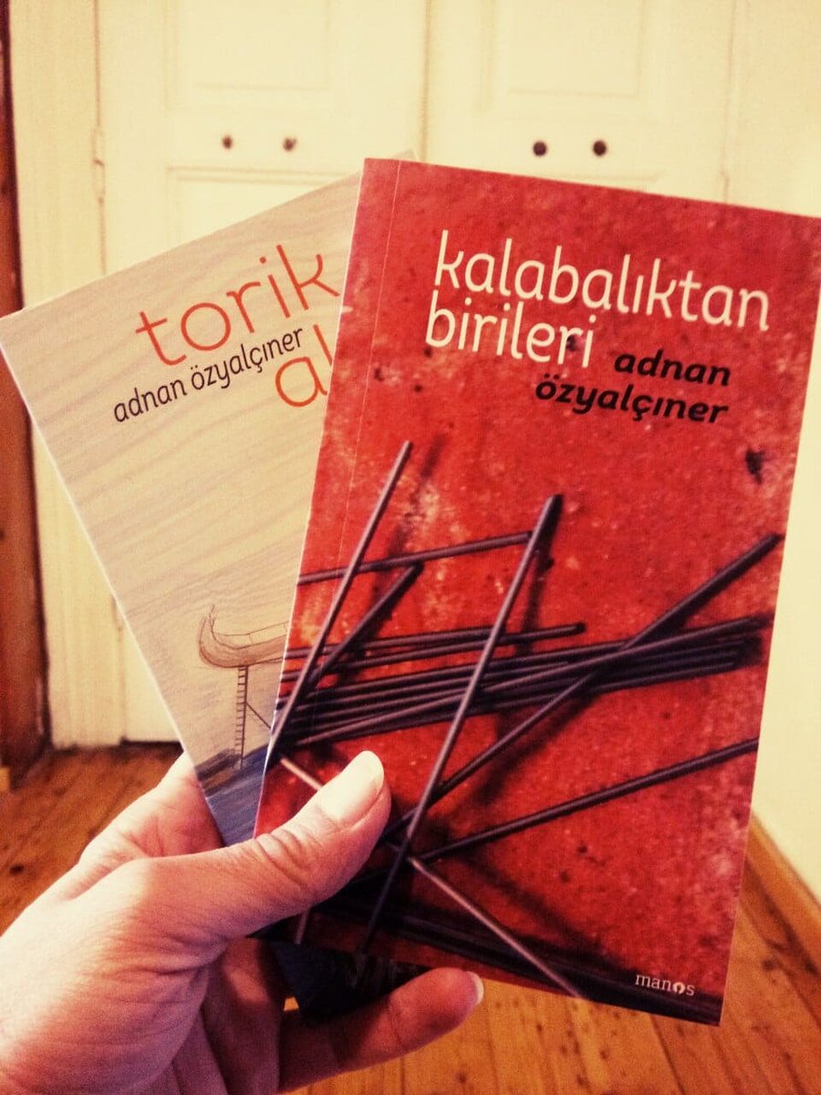 "Ama bitmemiş bir şarkıdır bu
Yüzyıllardır kaldırımlarında sokakların
bitmeyecek
yarım söylenecek(...)"

Panayır
Adnan Özyalçıner
<a href="/manoskitap/">Manos Kitap</a>