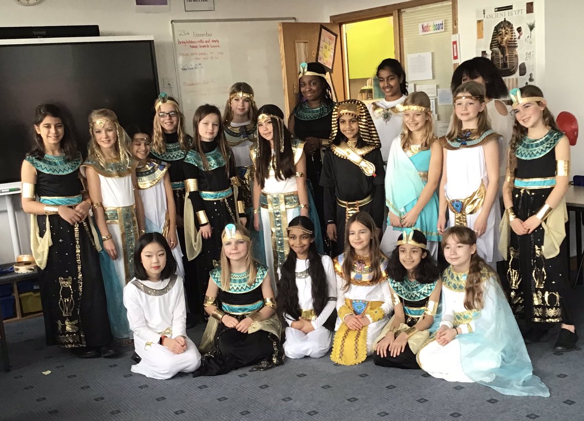 STAHSPrep's tweet photo. Year 5 are having great fun as Egyptians! https://t.co/edibfQKktZ