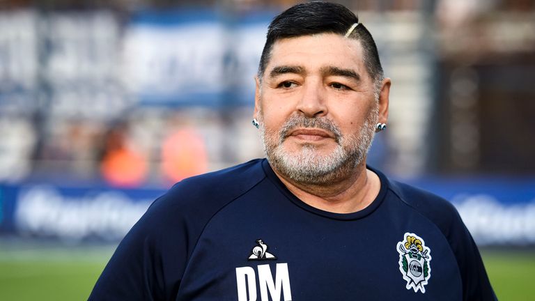 ckisbest's tweet photo. #RIPMaradona https://t.co/BNI6XIqiUS