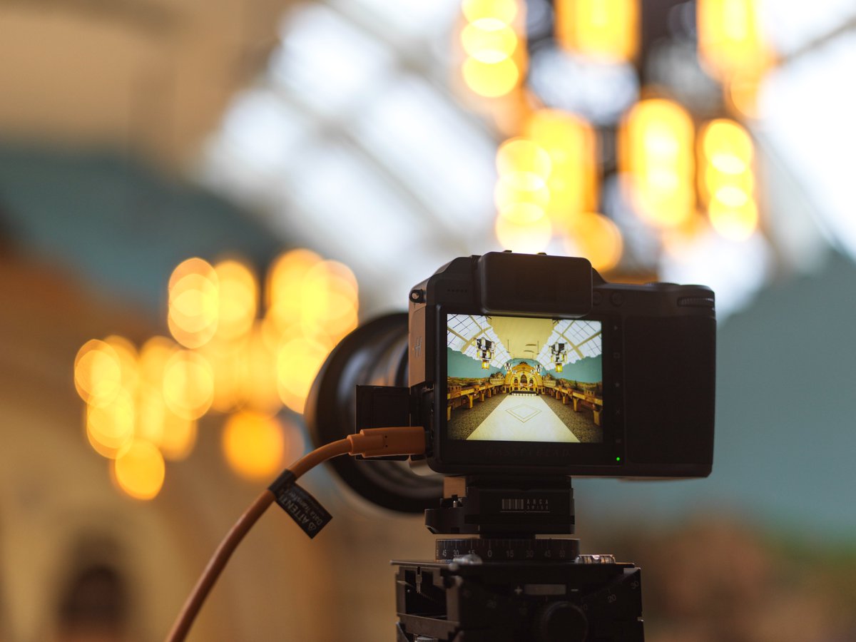 Hasselblad tweet media