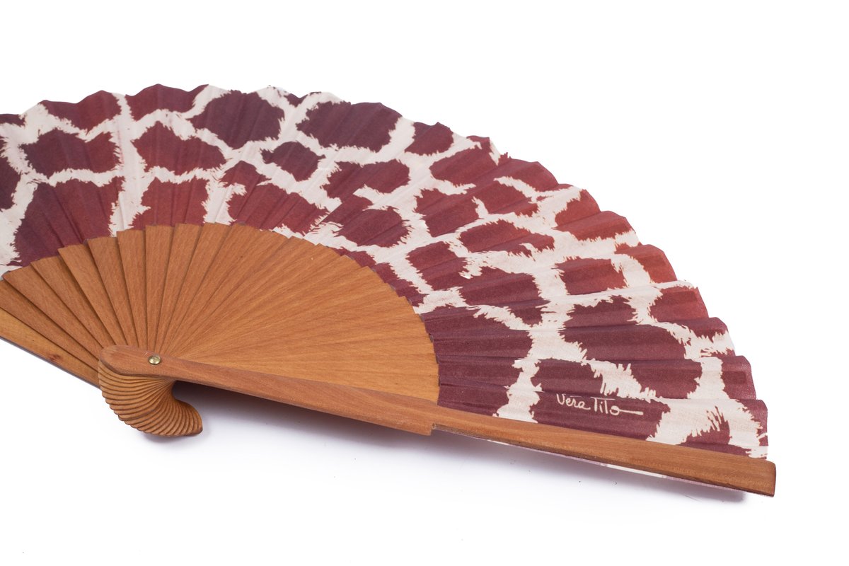 This #MuseumShopSunday please visit our online shop laden with unique #ChristmasGiftIdeas! And remember, every purchase helps support the Museum through challenging times. Enter voucher code MSS2020 &amp; enjoy 10% off purchases (valid until 30.11.20): thefanmuseum.org.uk/shop