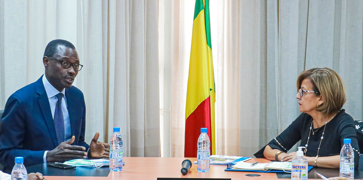 cnsasenegal's tweet photo. Fatiha TERKI la nouvelle Directrice et Représentante  Résidente du PAM a rendu visite au SE- CNSA. Jean Pierre Senghor s’est réjoui de cette visite,une occasion d’annoncer le lancement prochain du projet de résilience dénommé ‘’4R’’ d’un coût de 10 millions de dollar américain https://t.co/RVlVjHi3aR