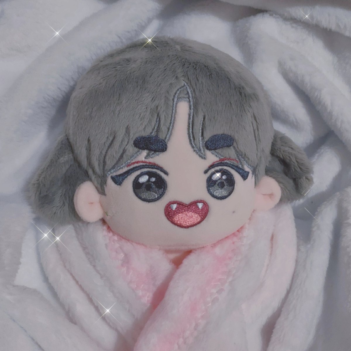 Little_Meanie tweet media